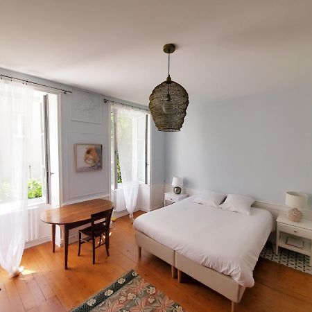 לה רושל La Maison De Ville 76M2 Avec Terrasse De 22M2 מראה חיצוני תמונה