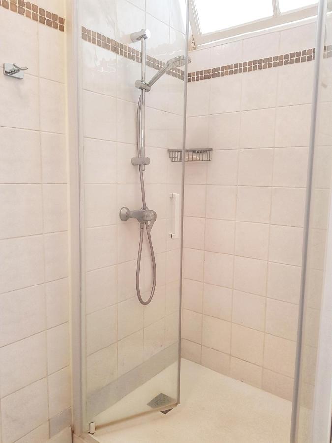 לה רושל La Maison De Ville 76M2 Avec Terrasse De 22M2 מראה חיצוני תמונה